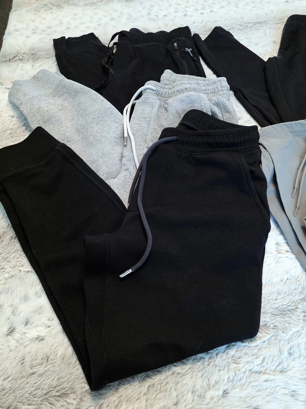 American Eagle Outfitters bundle pairs